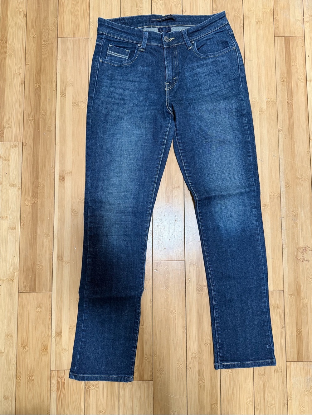 Levi's Women’s Mid Rise Skinny Jean